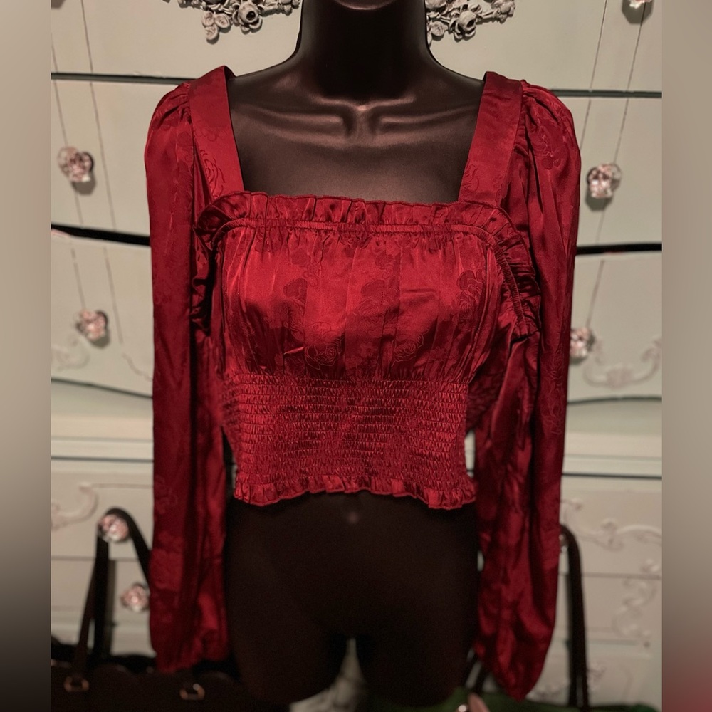 L maroon peplum blouse